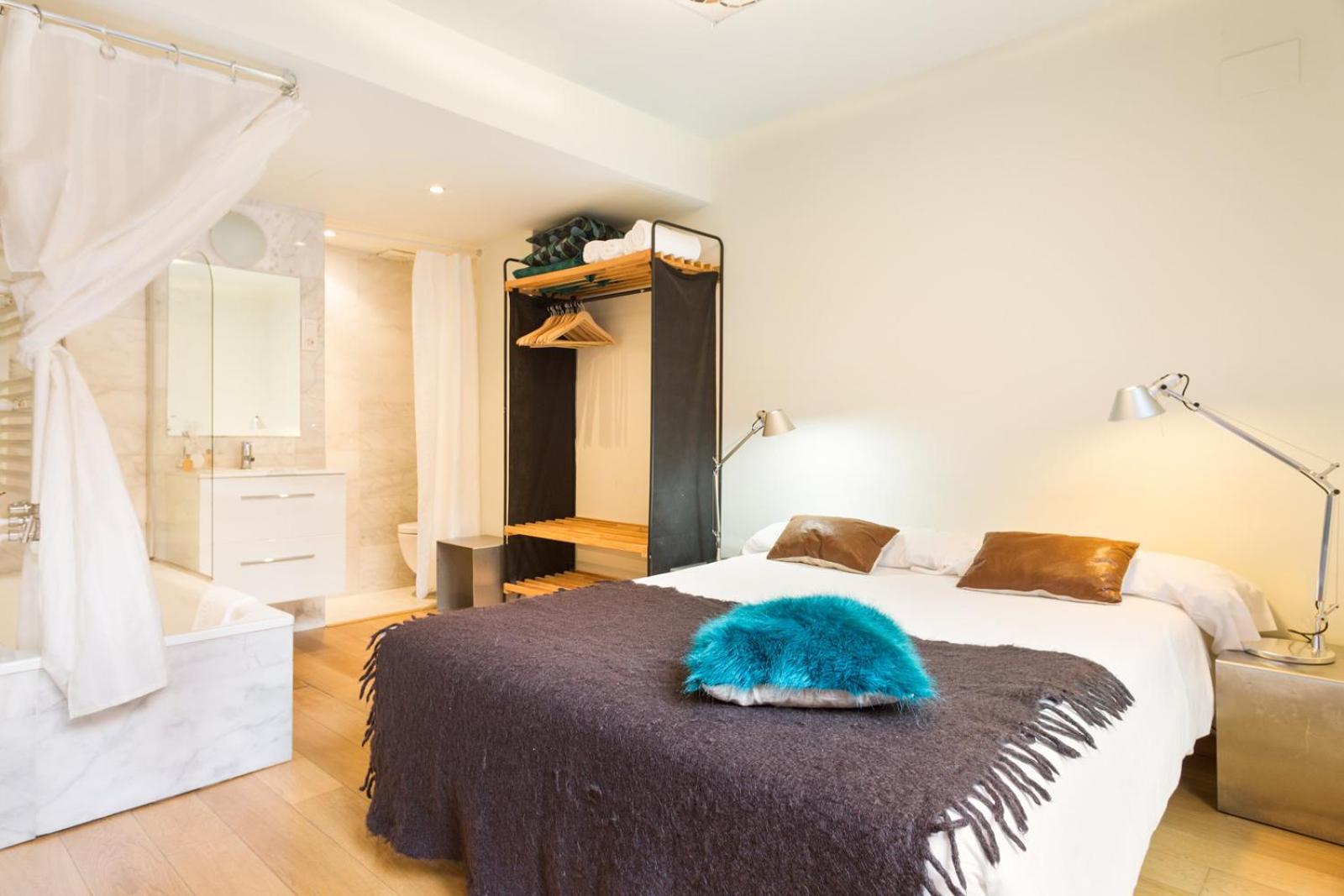 My Space Barcelona Pool City Center Δωμάτιο φωτογραφία