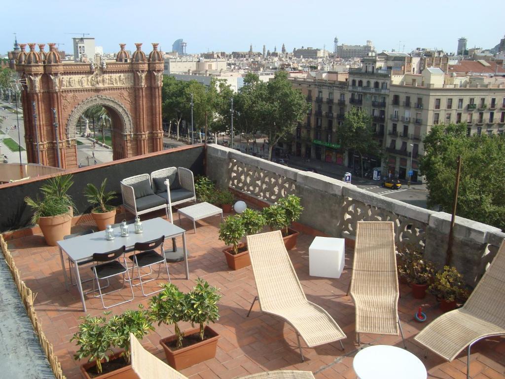 My Space Barcelona Pool City Center Εξωτερικό φωτογραφία