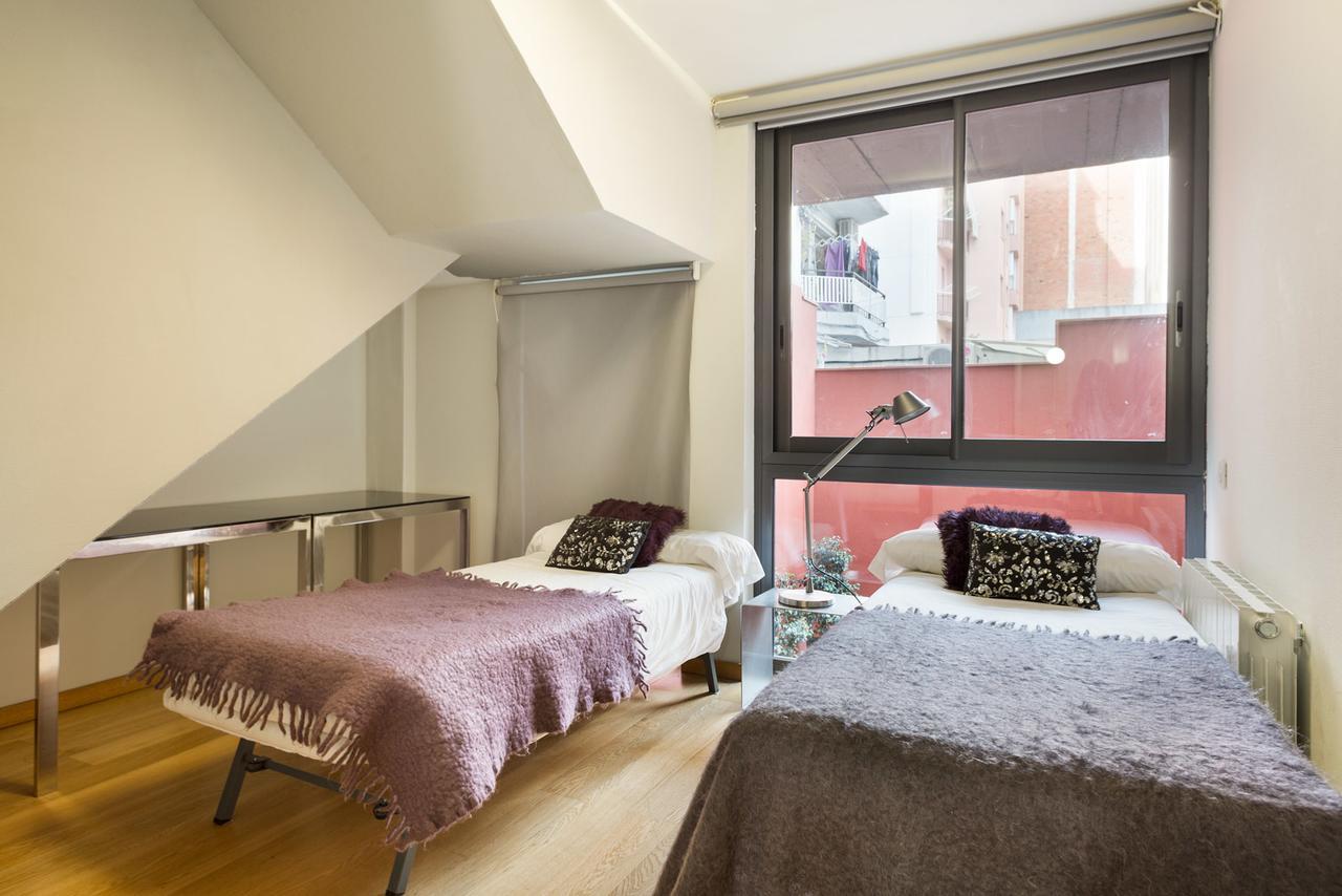 My Space Barcelona Pool City Center Εξωτερικό φωτογραφία